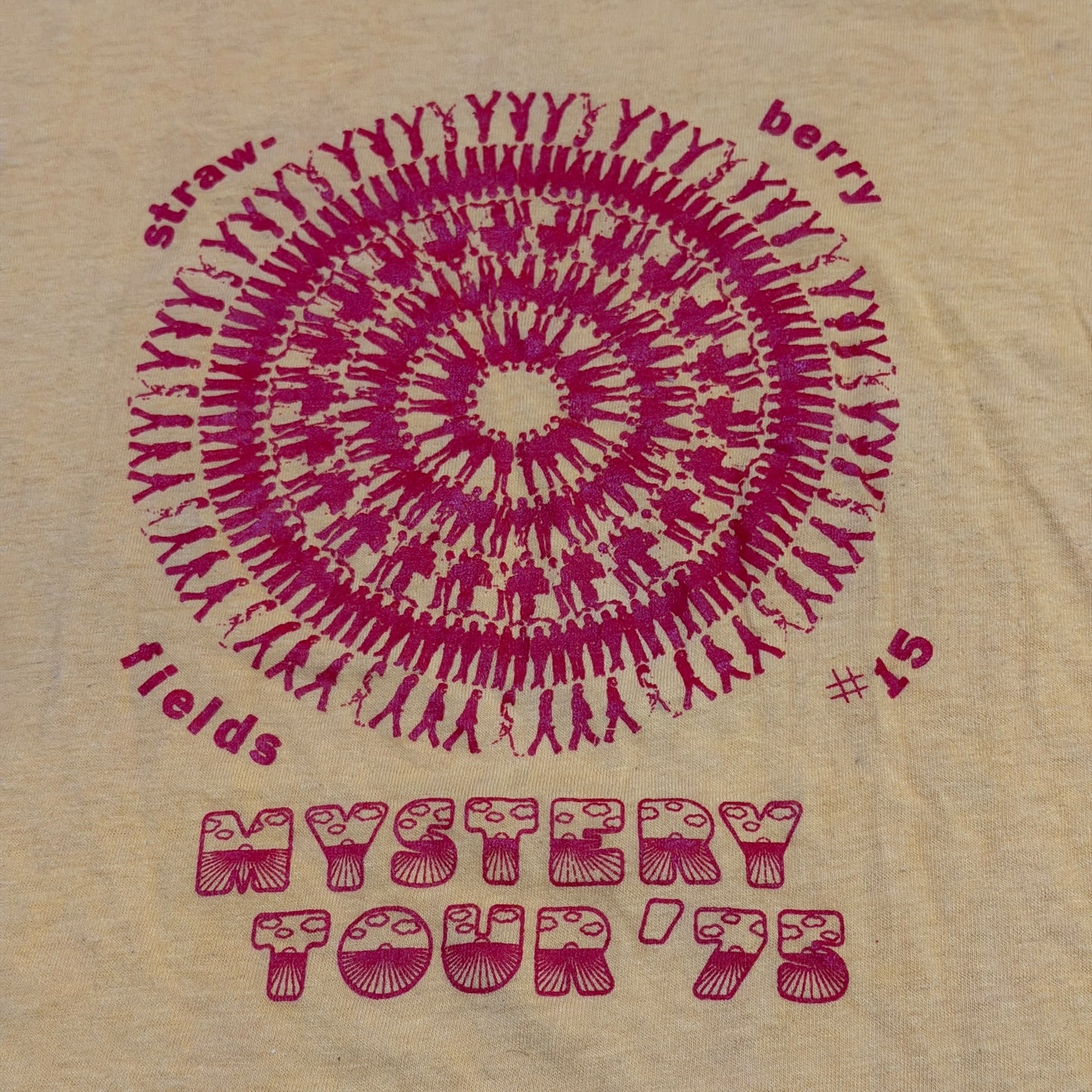 1975 The Beatles Strawberry Fields Mystery Tour Bootleg Tee